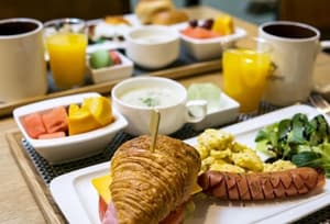 thumbnail: Breakfast area