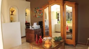 thumbnail: Interior