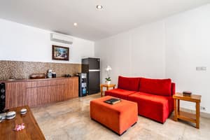 thumbnail: Living area