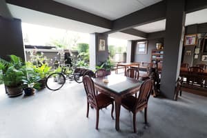 thumbnail: Interior