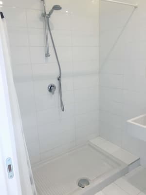 thumbnail: Bathroom shower