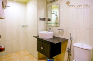thumbnail: Bathroom sink
