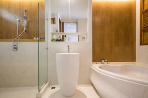 thumbnail: Bathroom