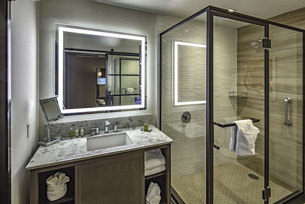 Bathroom shower
