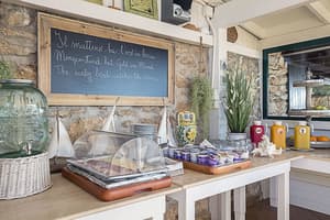 thumbnail: Breakfast buffet