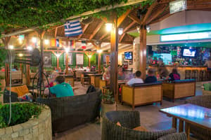 thumbnail: Restaurant