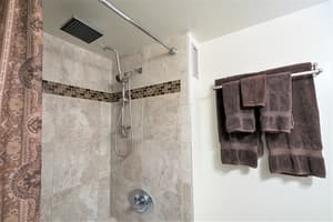 thumbnail: Bathroom shower