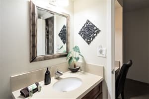 thumbnail: Bathroom sink