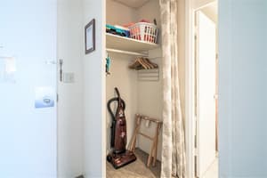 thumbnail: Room amenity