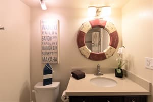 thumbnail: Bathroom sink