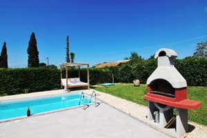 thumbnail: Terrace/patio