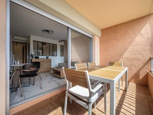 thumbnail: Terrace/patio