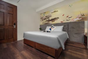 thumbnail: Room