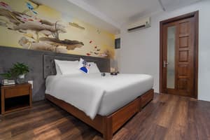thumbnail: Room