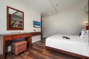 thumbnail: Room