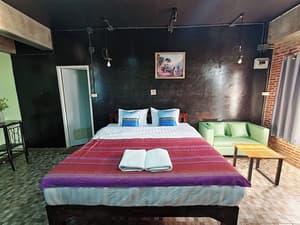 thumbnail: Room