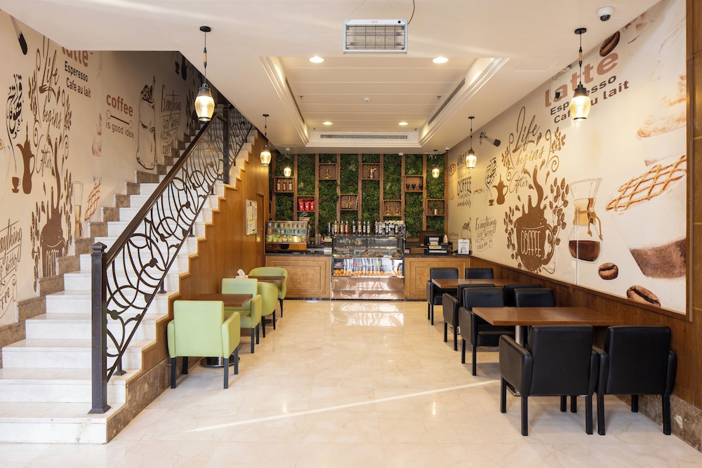 Coffee shop