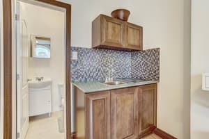 thumbnail: Private kitchenette