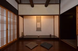 thumbnail: In-room dining
