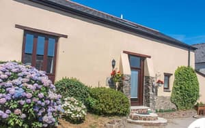 thumbnail: Exterior