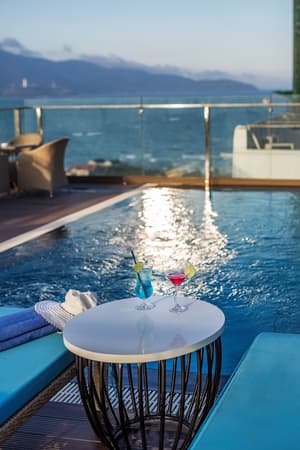 thumbnail: Rooftop pool