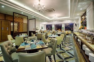 thumbnail: Restaurant