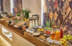 thumbnail: Breakfast area