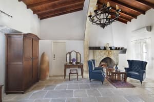 thumbnail: Living area