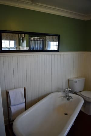 thumbnail: Bathroom