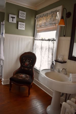 thumbnail: Bathroom