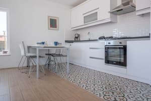 thumbnail: In-room dining
