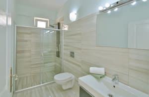 thumbnail: Bathroom shower