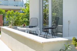 thumbnail: Terrace/patio