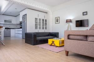 thumbnail: Living area