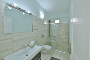 thumbnail: Bathroom shower