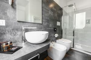 thumbnail: Bathroom shower