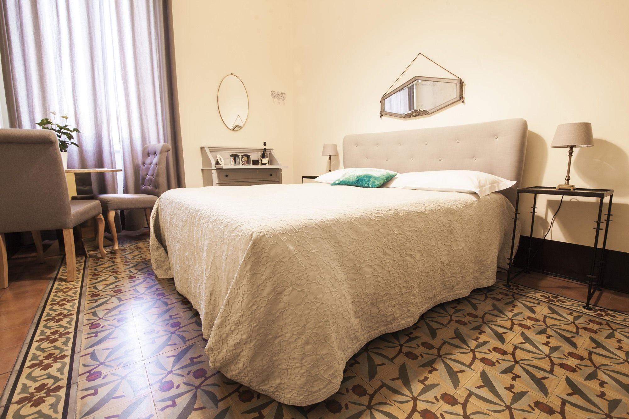 Le Flaneur Bed And Breakfast 5