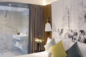 thumbnail: Room