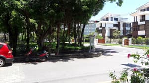 thumbnail: Exterior
