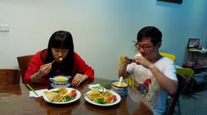 thumbnail: Couples dining