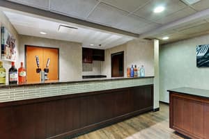 thumbnail: Bar (on property)