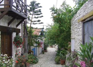 thumbnail: Exterior