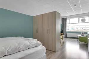 thumbnail: In-room dining