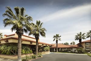 DoubleTree by Hilton Ontario Airport