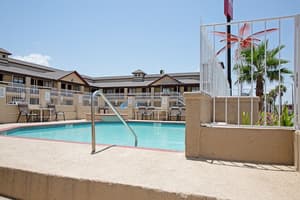 thumbnail: Outdoor pool