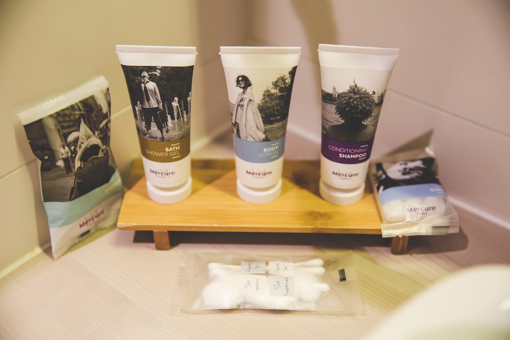 Bathroom amenities