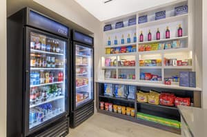 thumbnail: Snack bar