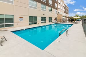 thumbnail: Outdoor pool