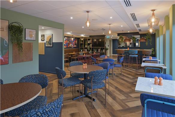 Dining,Dining Area,Restaurant,On-Site