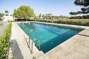 thumbnail: Outdoor pool